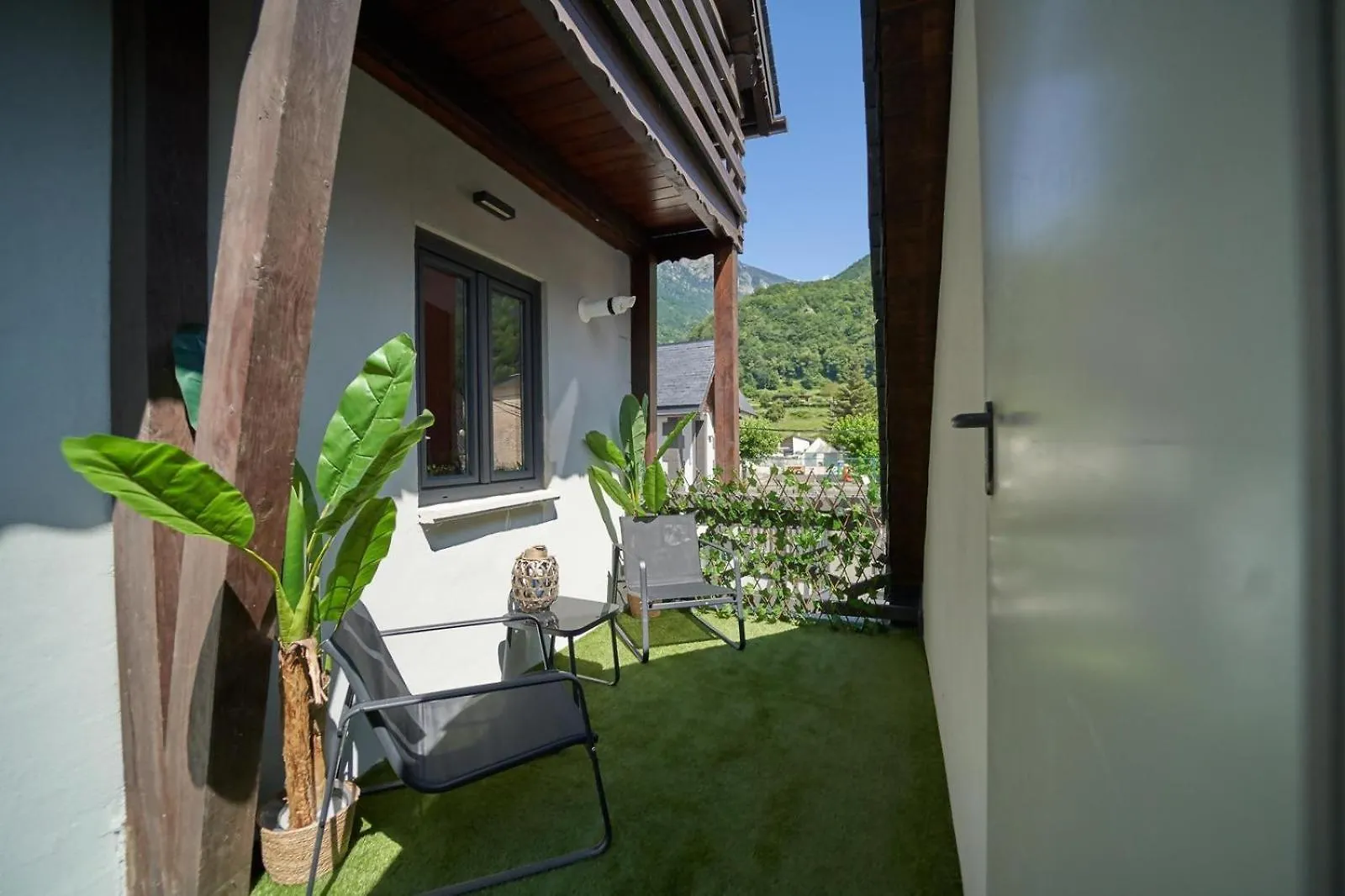 Apartamentos Casa Nostra Bosost  España